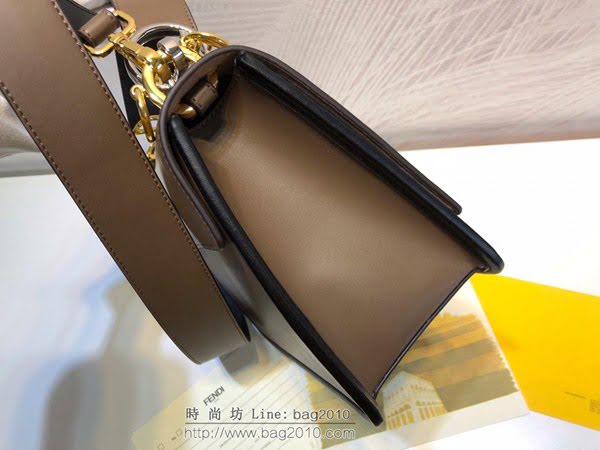 FENDI女包 芬迪新款標誌翻蓋手袋 磁性搭扣 斜挎包 棕色小牛皮 手繪FF凸紋印花圖案 芬迪女手提包  fdz2085